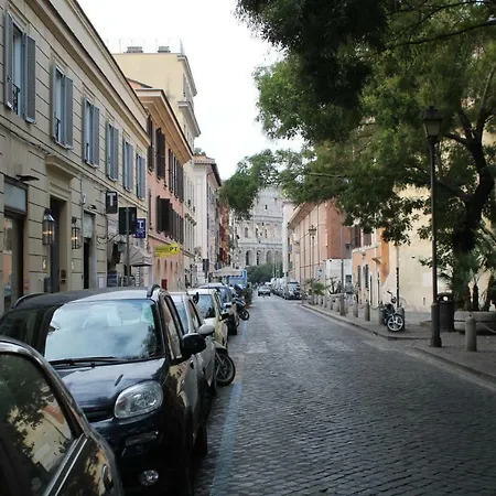 Apartamento Domus Flavia Al Colosseo Roma